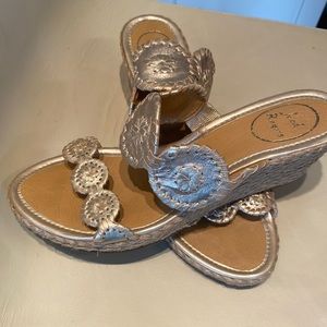 Jack Rogers size 9M. Gold Gently used, good condition leather